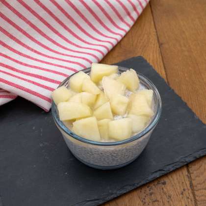 Pudding de chia à la pêche